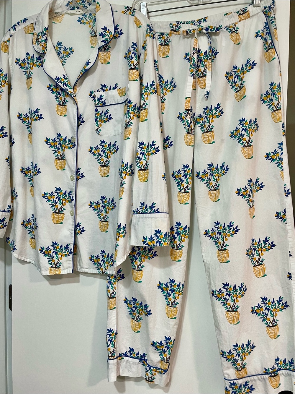 Printfesh Pajamas M Button Top Pants Lemon Tree Potted Plant Print 2 Piece SET - Picture 3 of 16